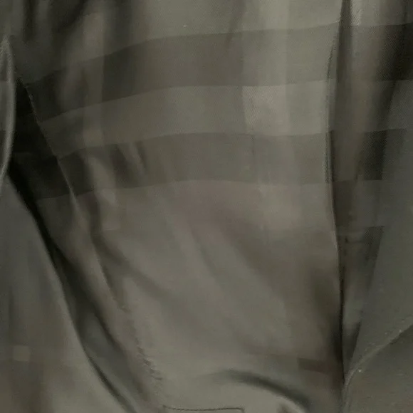 Absolutely gorgeous Burberry military jacket! 100% authentic - Picture 5 of 16